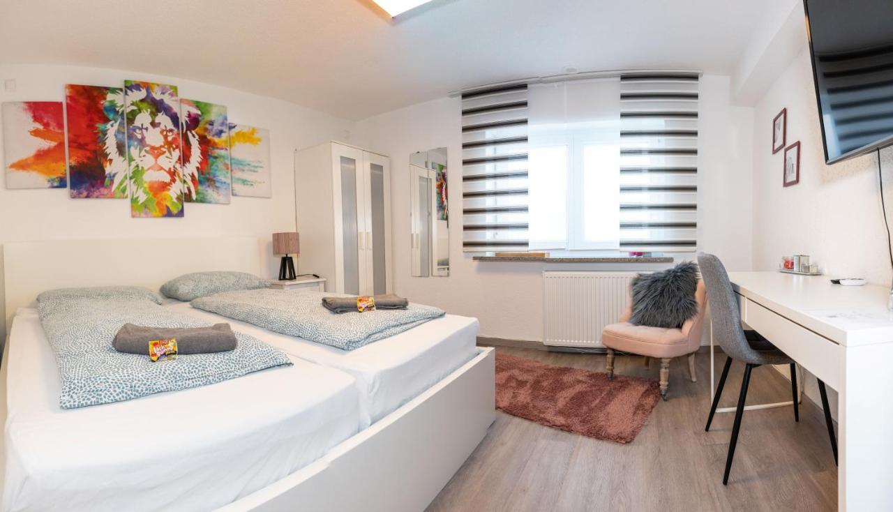 #3 Bequemes Zimmer Mit Pool Und Garten Memmingen Zewnętrze zdjęcie