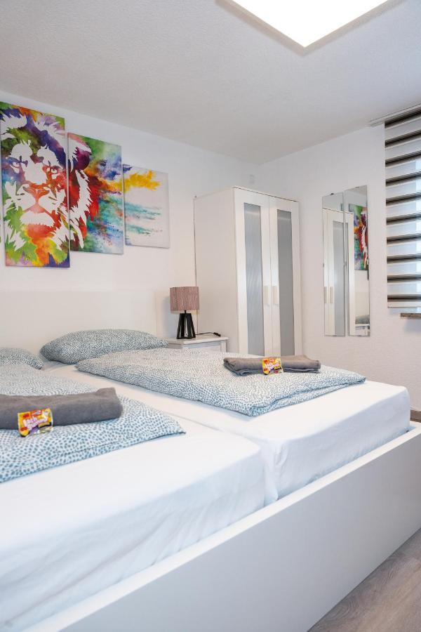 #3 Bequemes Zimmer Mit Pool Und Garten Memmingen Zewnętrze zdjęcie