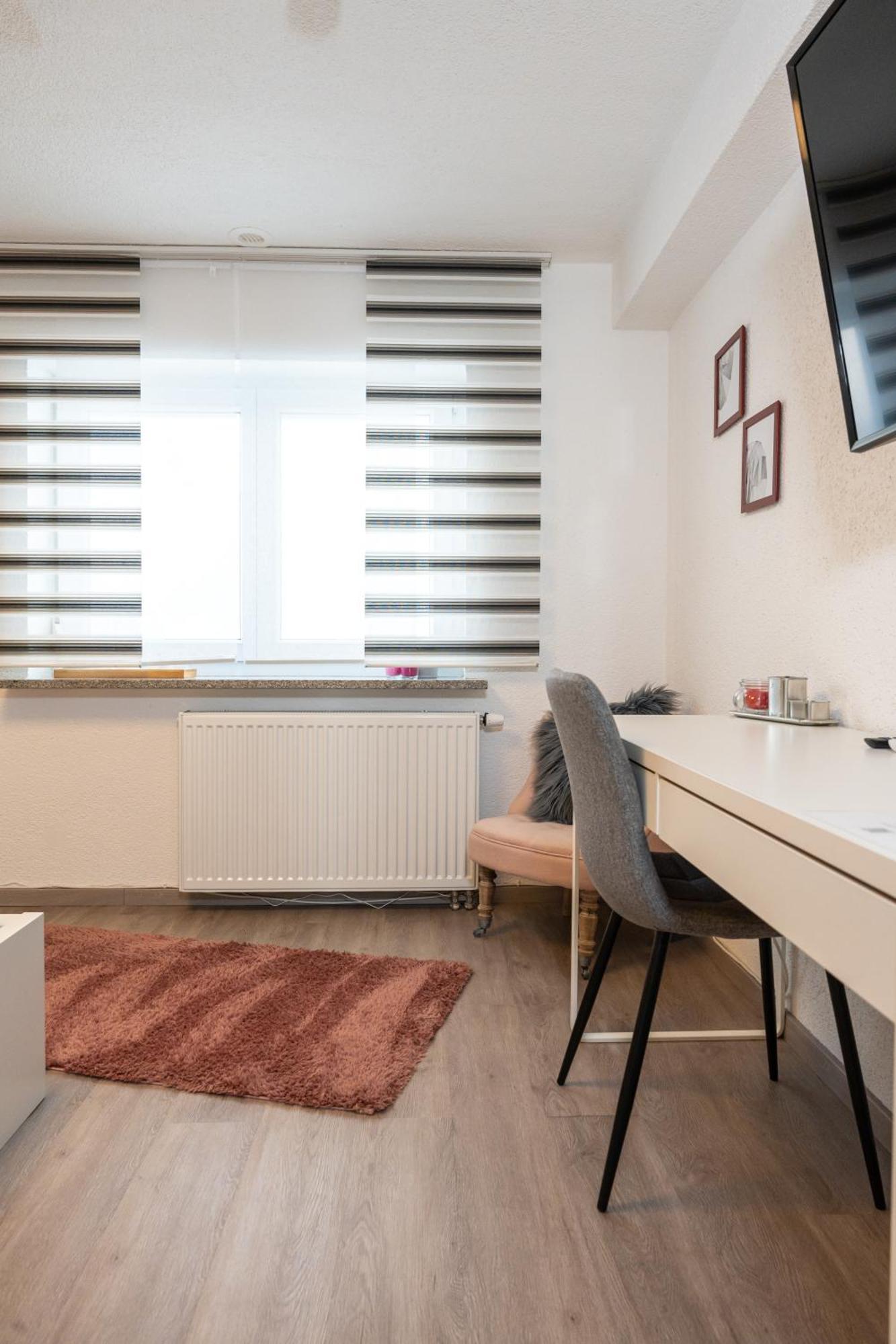 #3 Bequemes Zimmer Mit Pool Und Garten Memmingen Zewnętrze zdjęcie